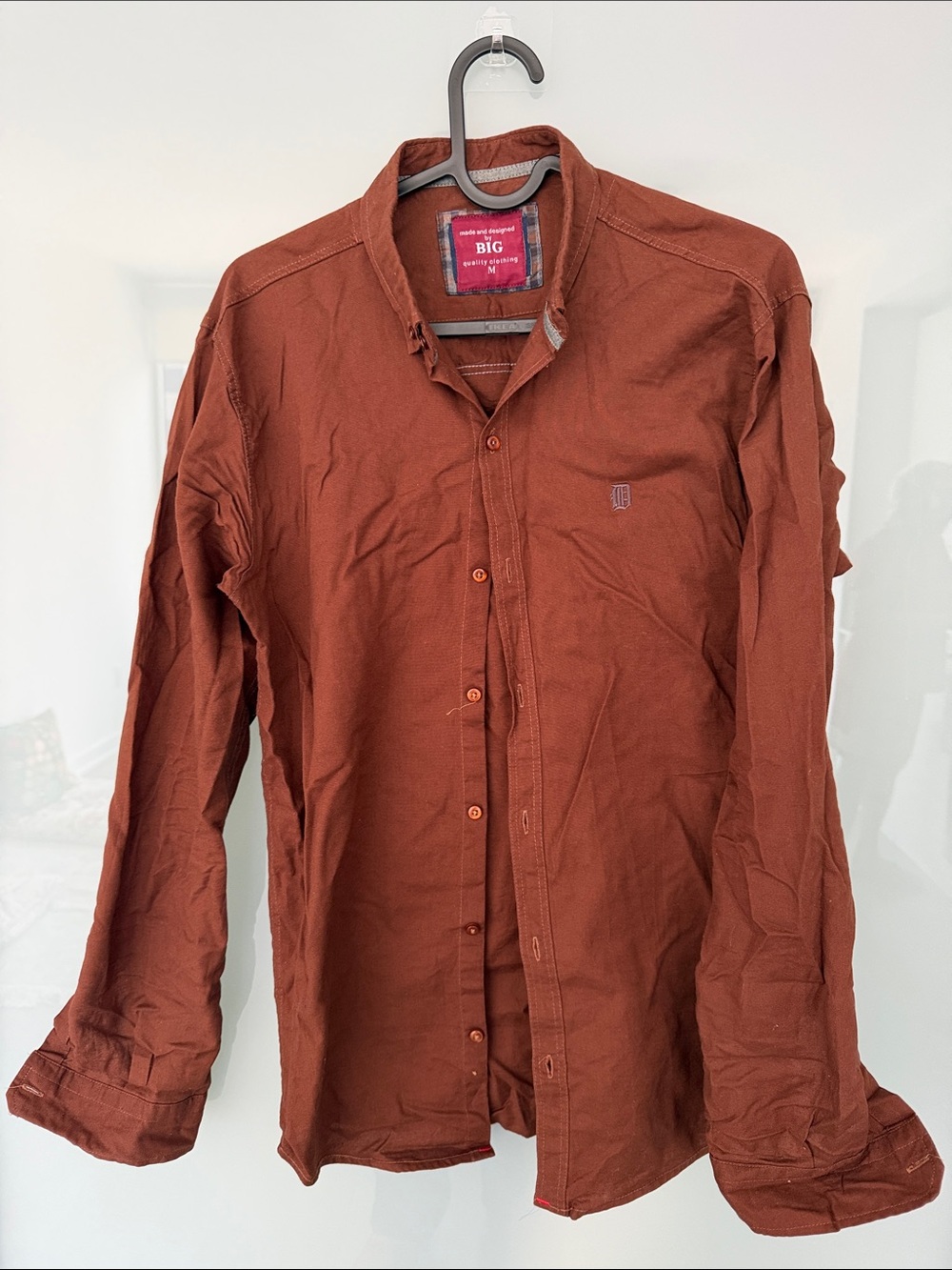 Classic Men's Long-Sleeve Button-Down Shirt in Rust